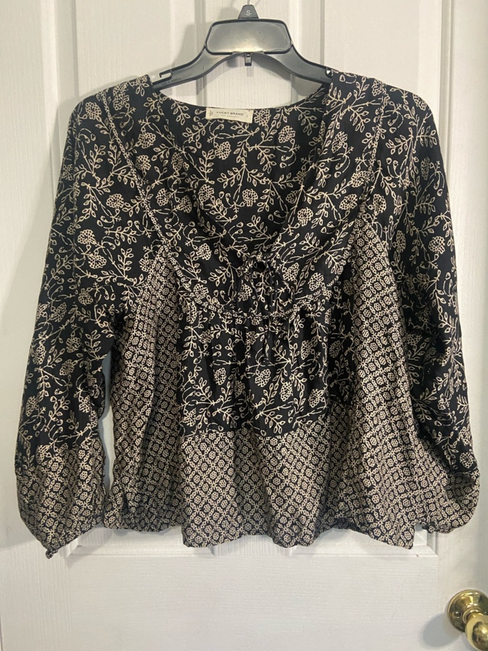 Lucky Brand Black and Cream Floral Mixed-Print Peasant Blouse